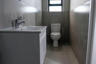 4 Bedroom Property for Sale in Grassy Park Western Cape